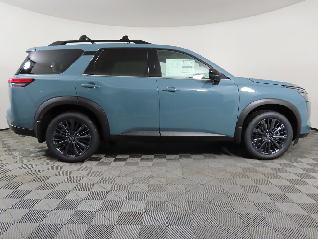 New 2026 Nissan Pathfinder SL SUV