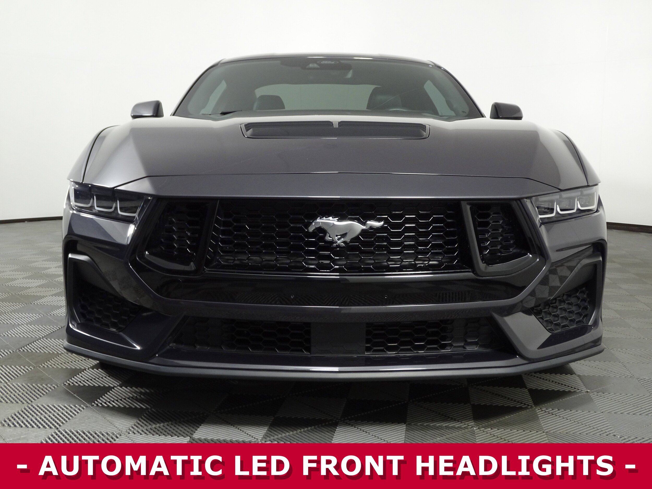 2024 Ford Mustang GT Premium photo 2