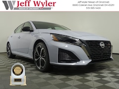 2025 Nissan Altima SR Sedan