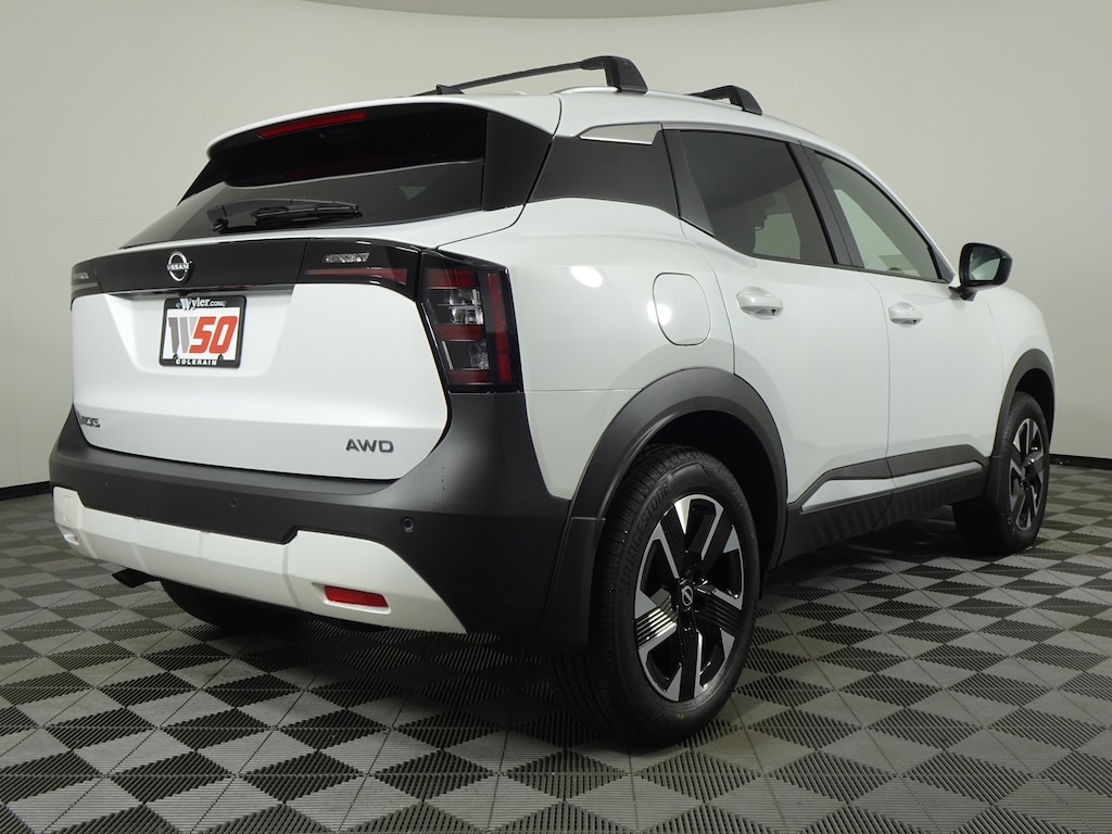 New 2026 Nissan Kicks SV SUV