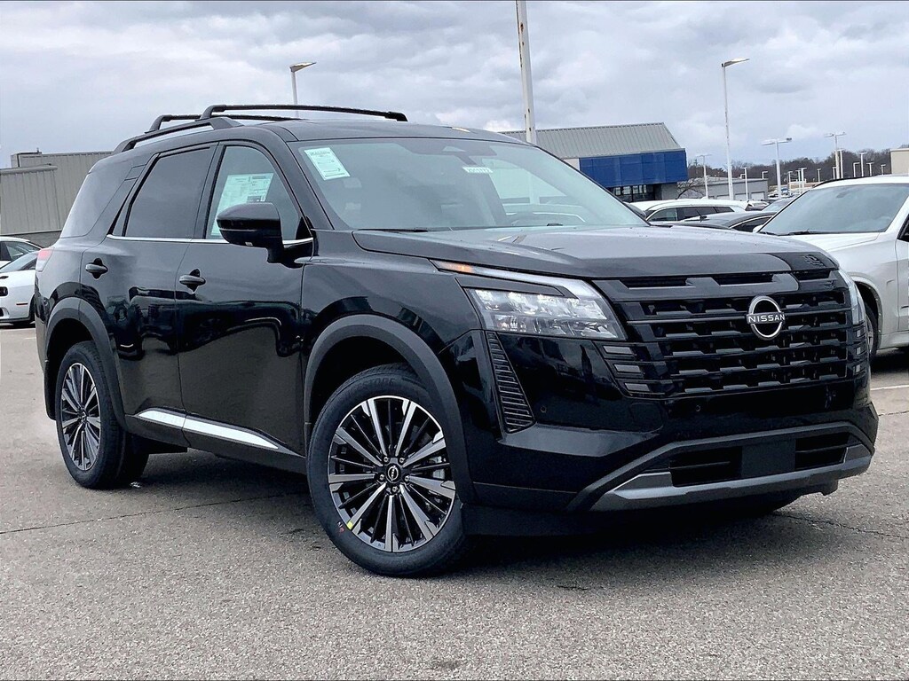 New 2026 Nissan Pathfinder Platinum SUV