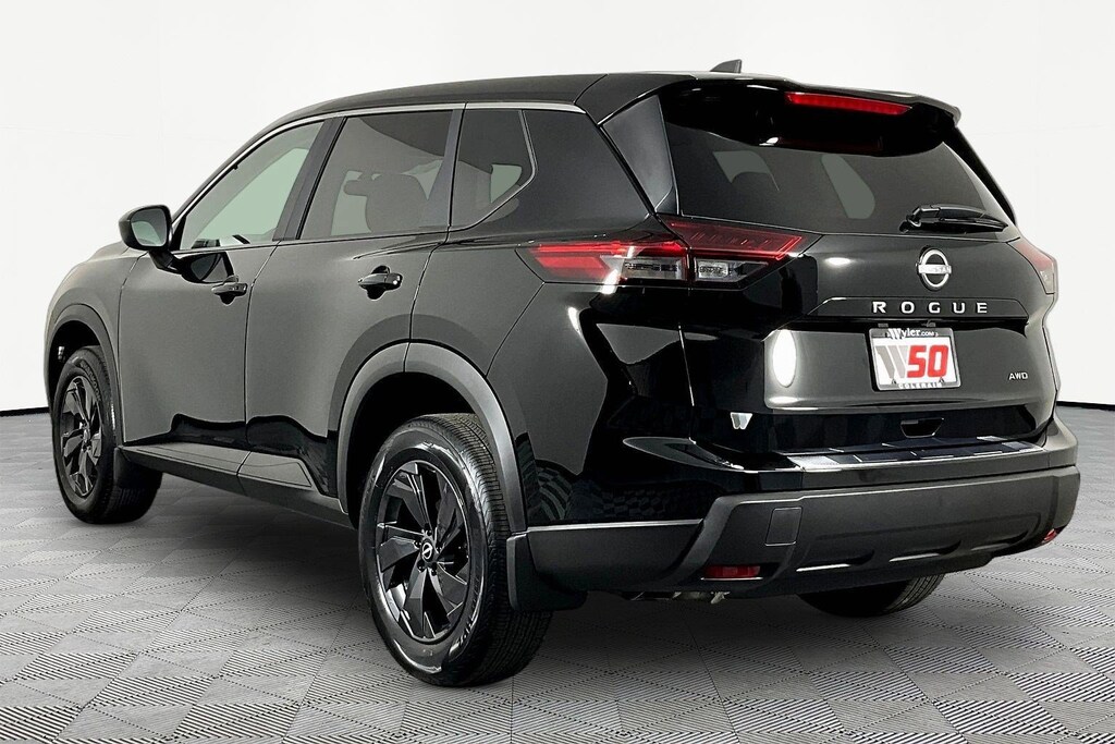 New 2026 Nissan Rogue SV SUV