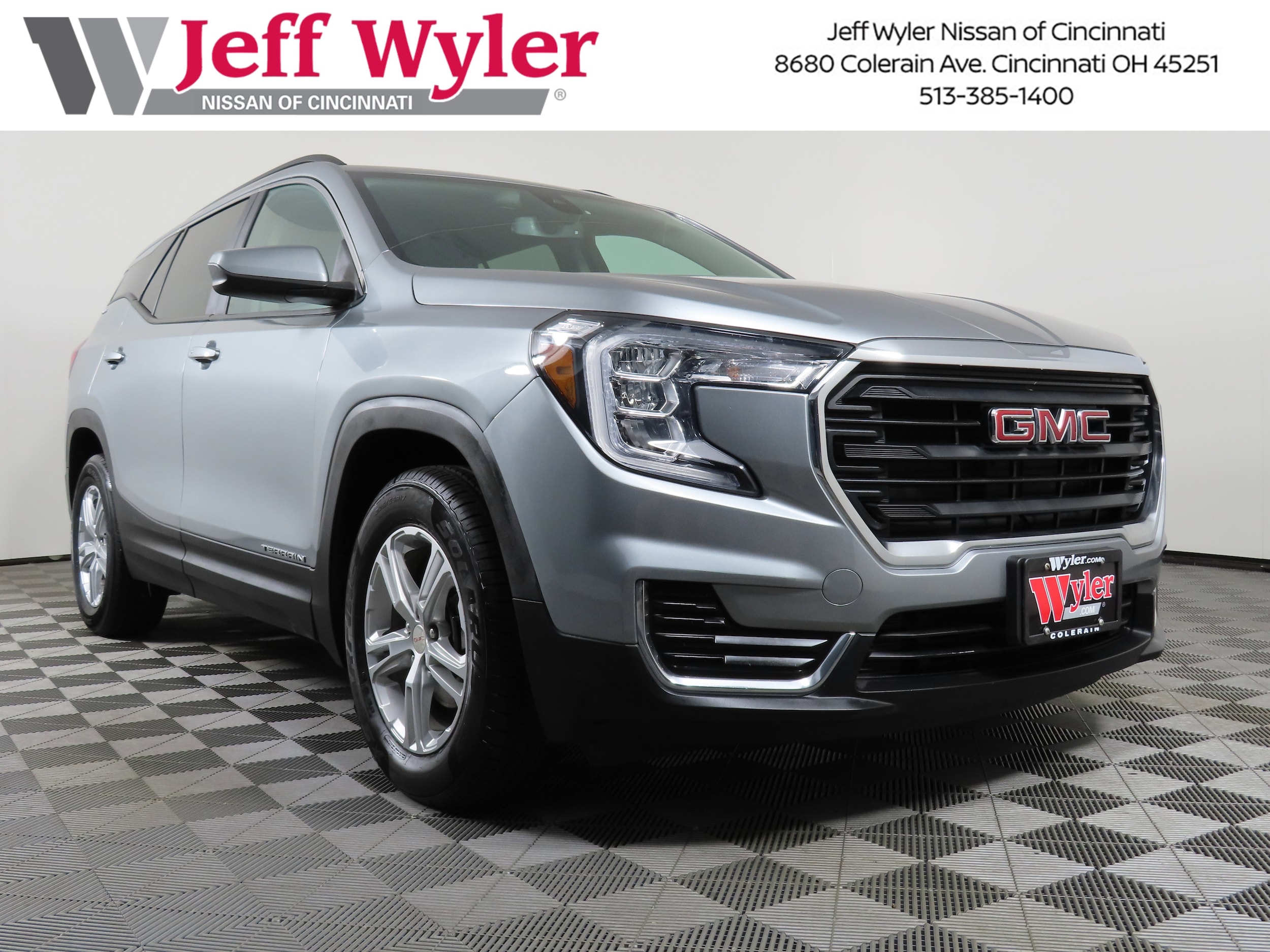 2023 GMC Terrain SLE