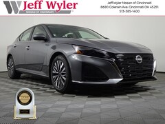 2025 Nissan Altima SV Sedan