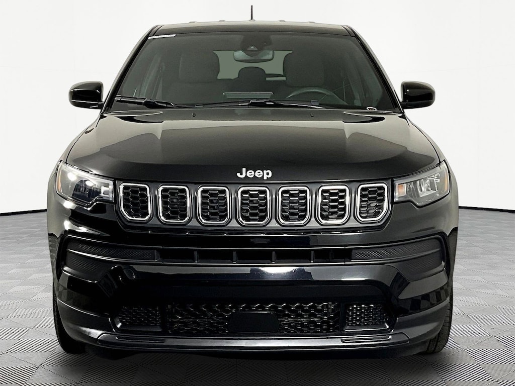 Used 2024 Jeep Compass Sport SUV