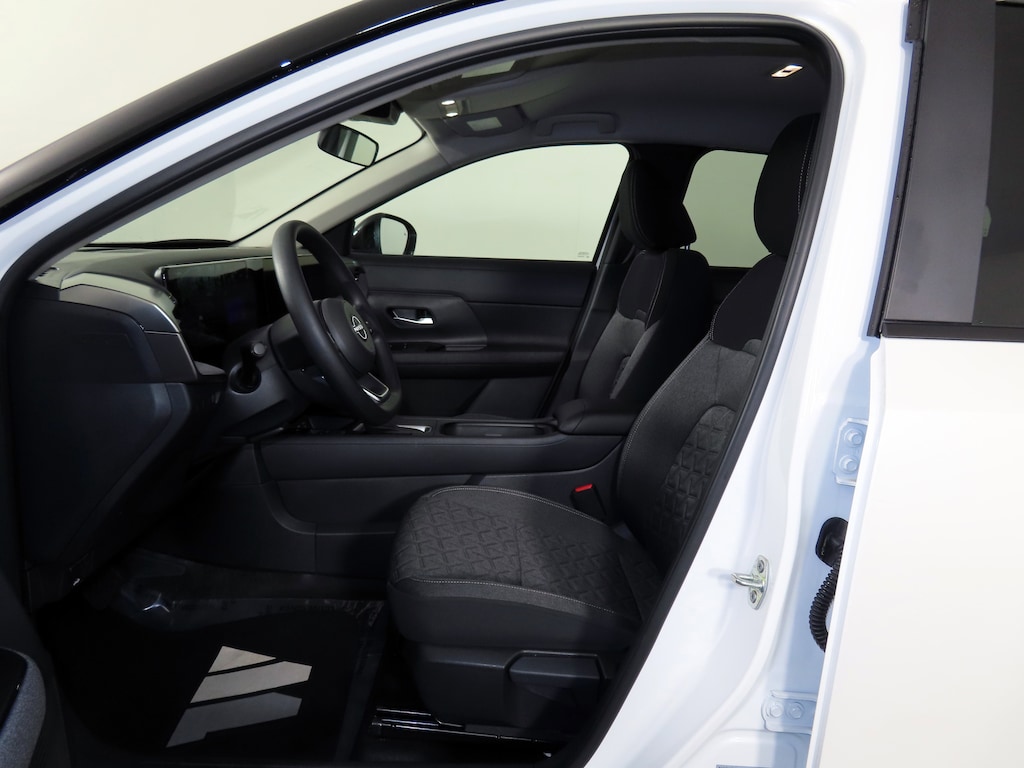 Used 2025 Nissan Kicks SV SUV