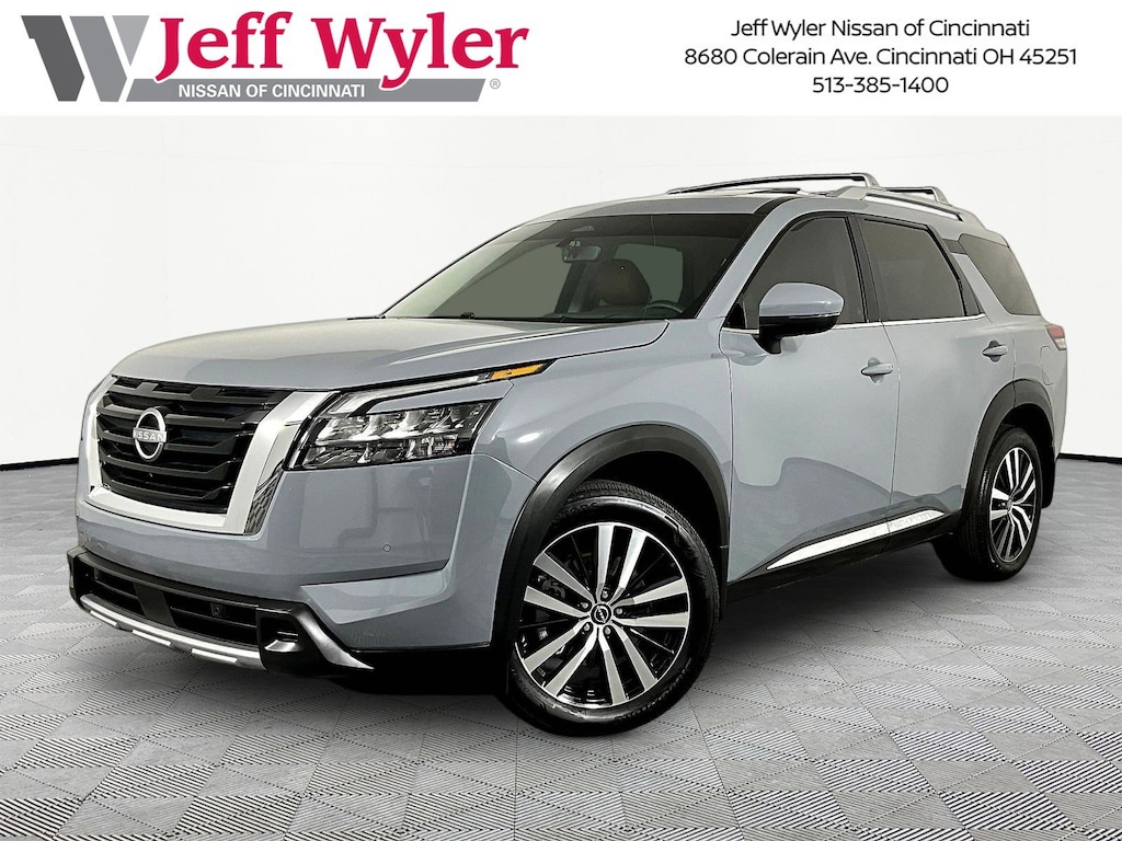 Used 2025 Nissan Pathfinder Platinum SUV