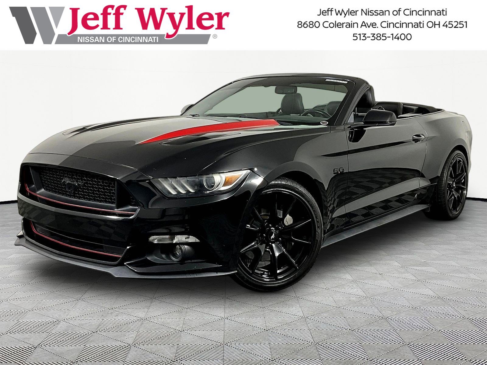 2017 Ford Mustang GT Convertible Premium's photo