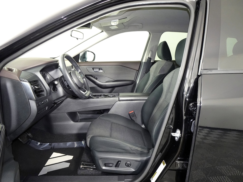 Used 2021 Nissan Rogue SV SUV