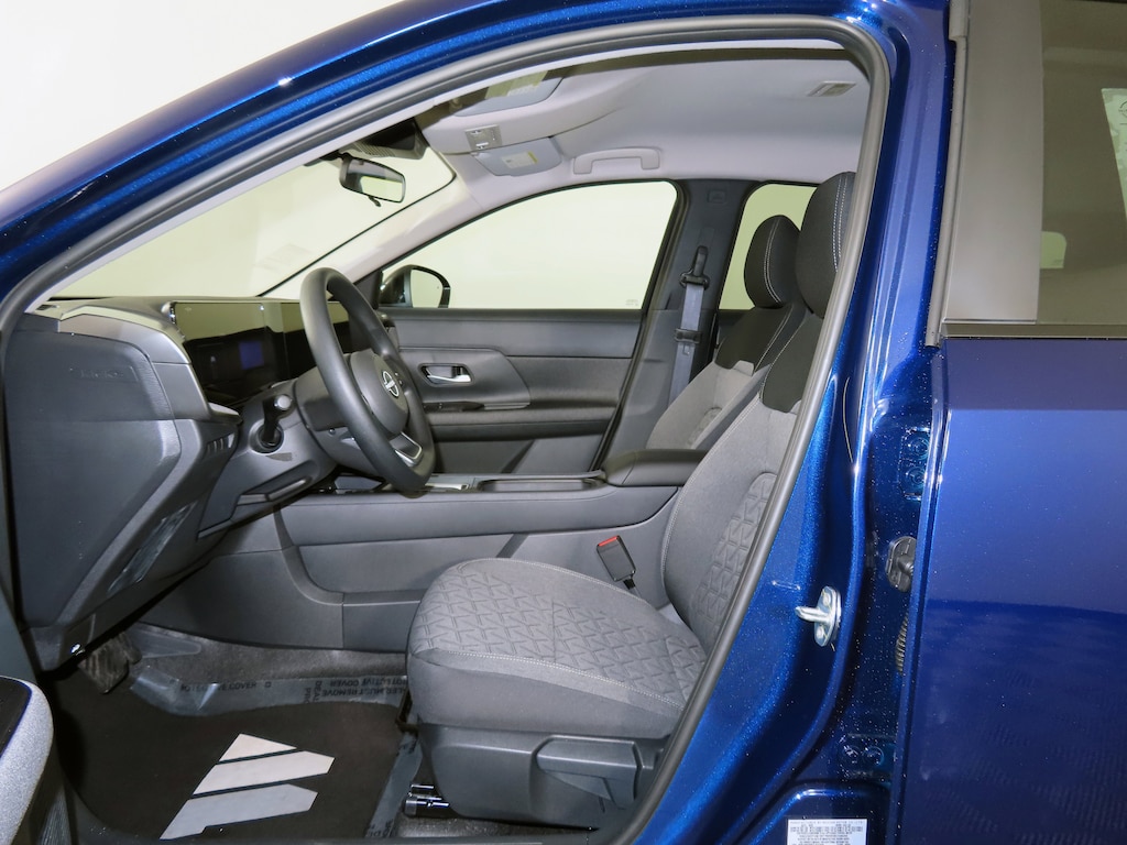 New 2026 Nissan Kicks SV SUV