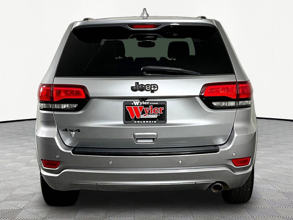 Used 2018 Jeep Grand Cherokee Altitude SUV