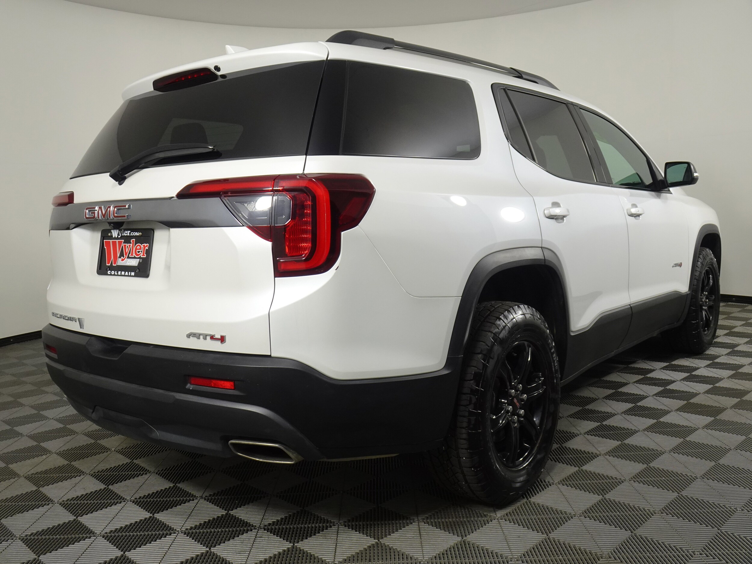 2023 Gmc Acadia AT4 photo 2