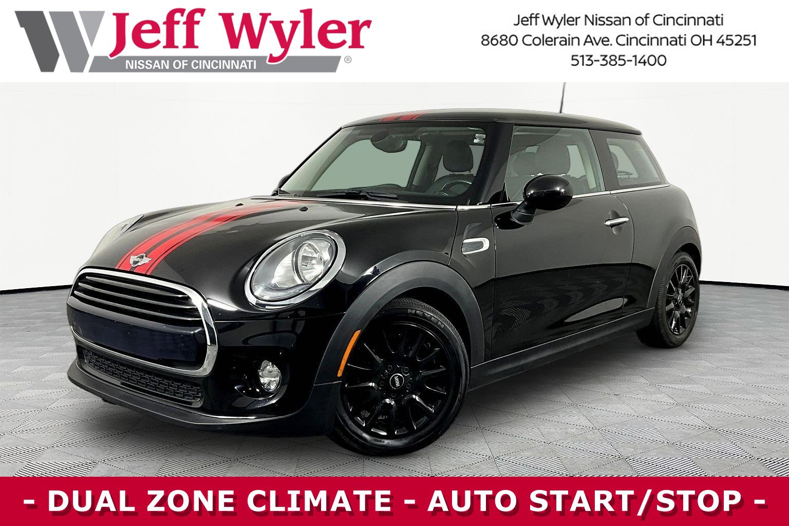 2018 MINI Cooper -'s photo