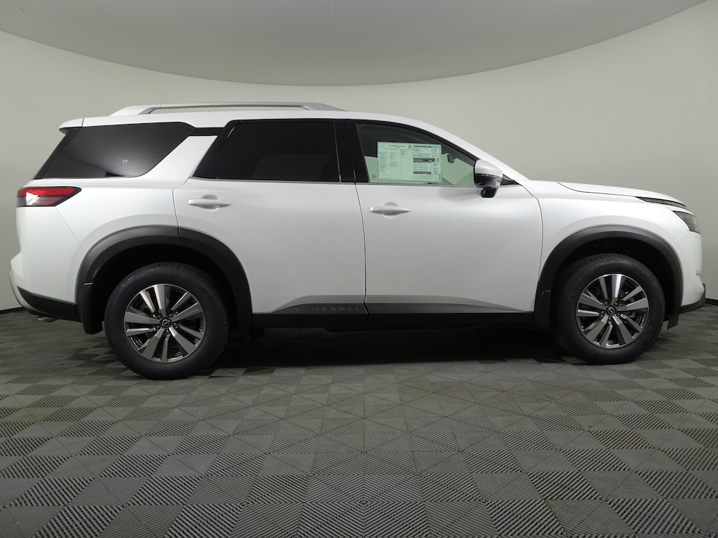 New 2025 Nissan Pathfinder SL SUV