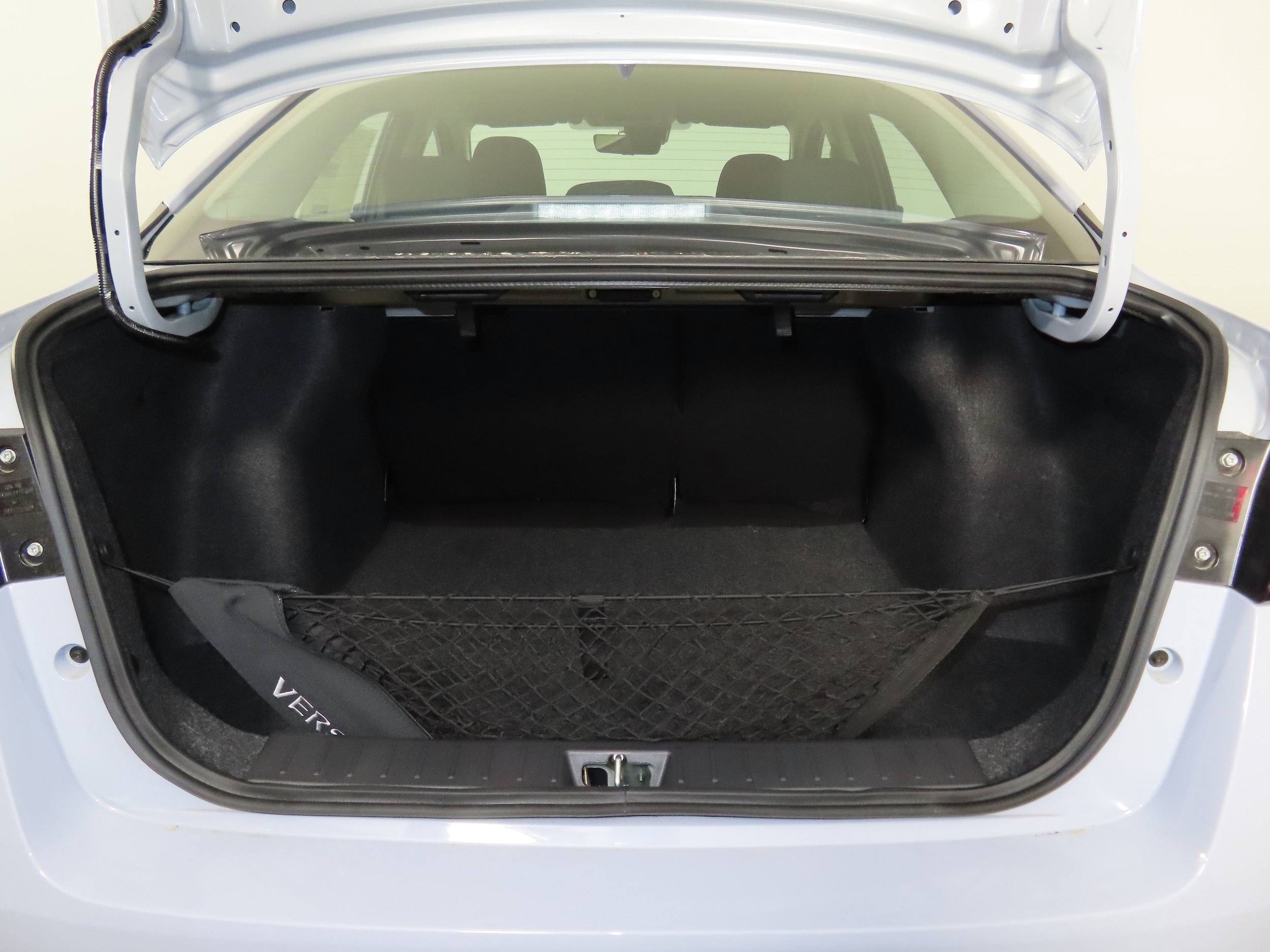 2025 Nissan Versa Sedan SV - Photo 11