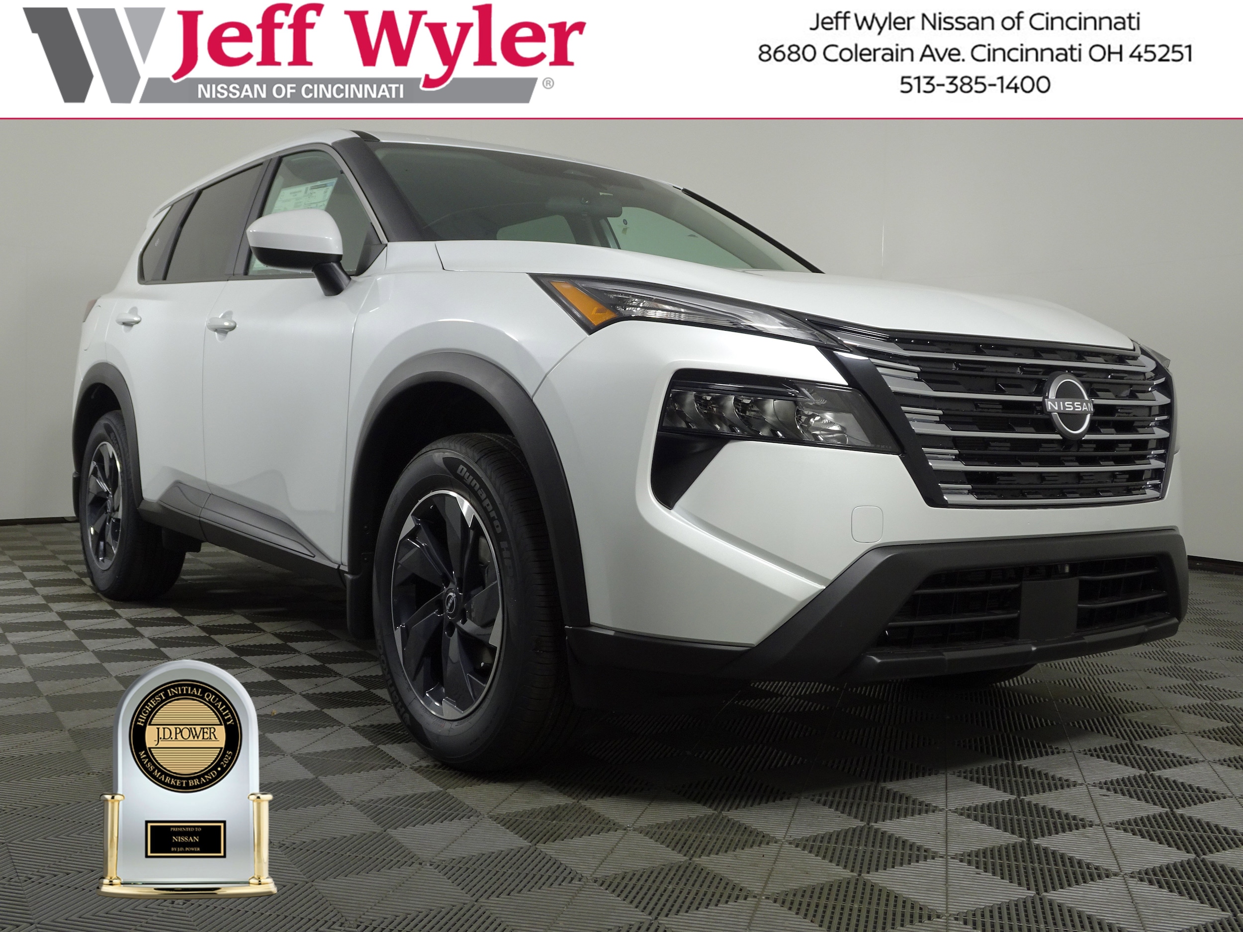 2026 Nissan Rogue SV's photo