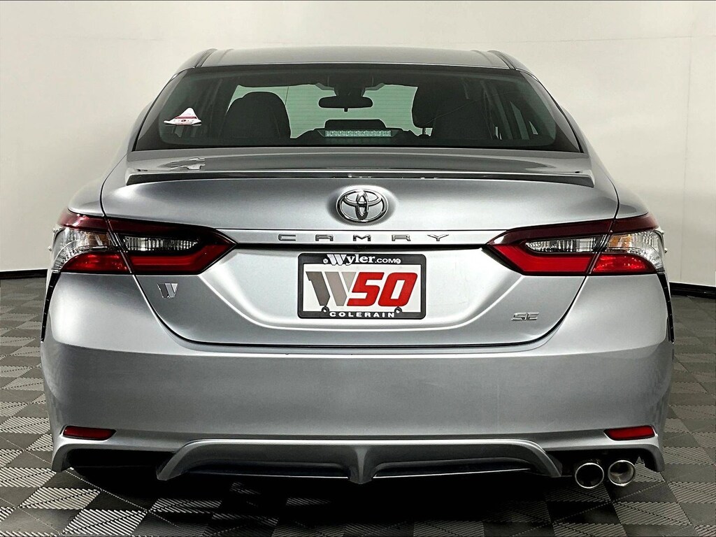 Used 2023 Toyota Camry SE Sedan