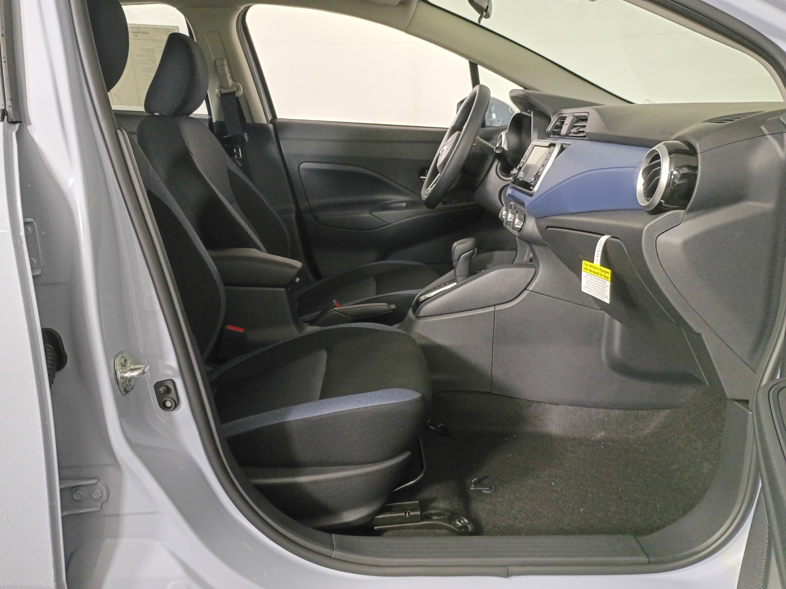 2025 Nissan Versa Sedan SV - Photo 42