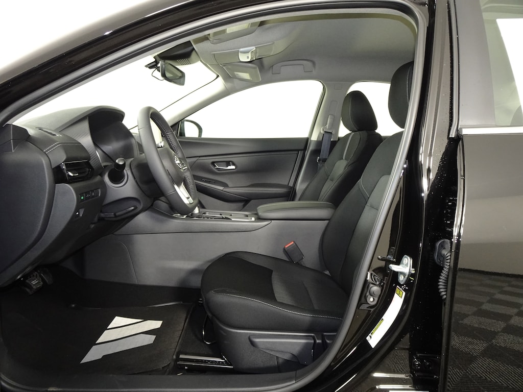 New 2025 Nissan Sentra SV Sedan