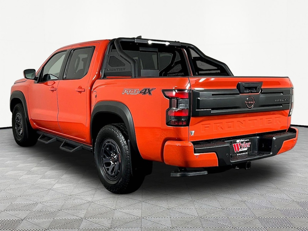 Used 2025 Nissan Frontier PRO-4X Truck