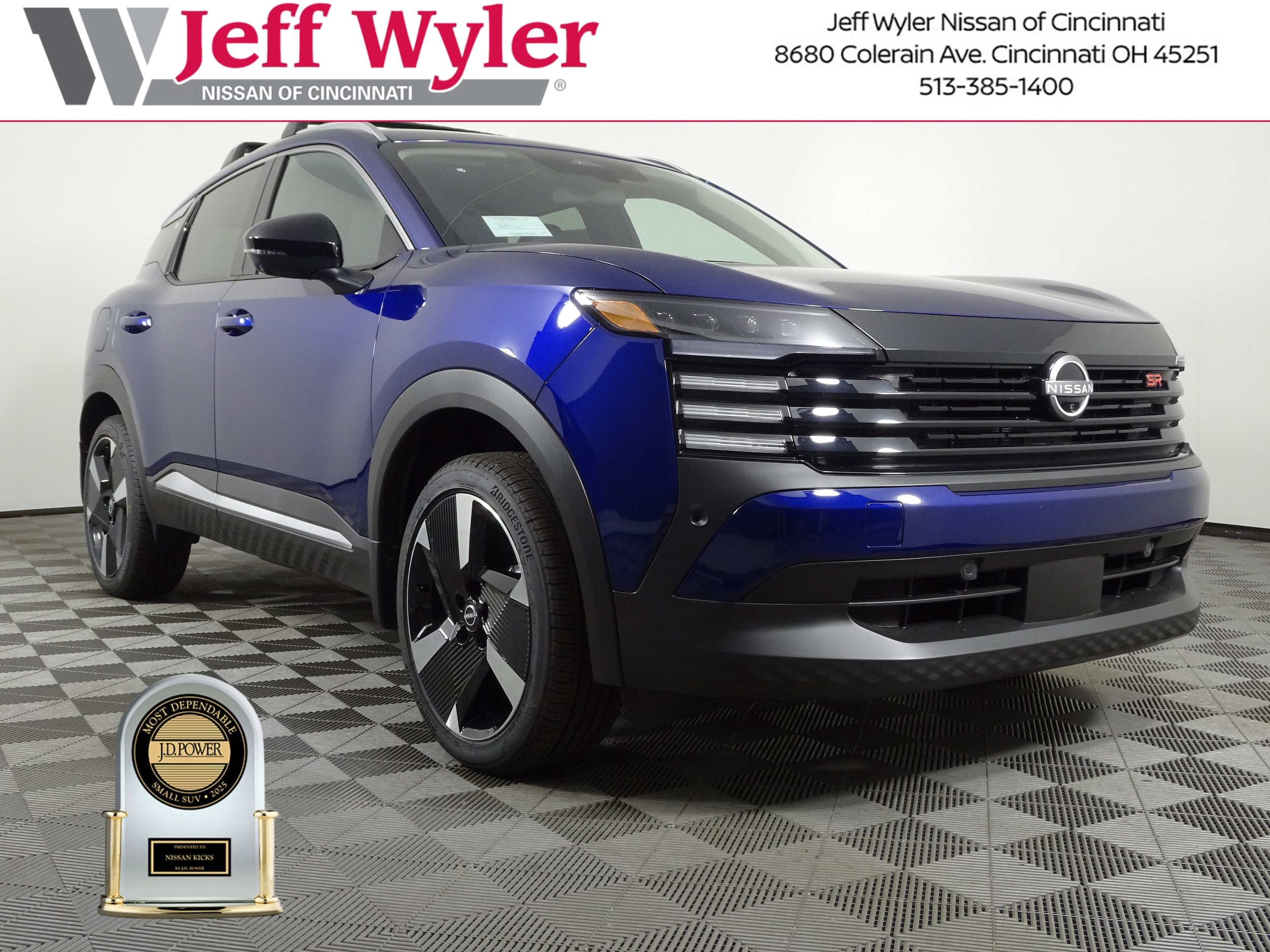 2026 Nissan KICKS SR AWD's photo