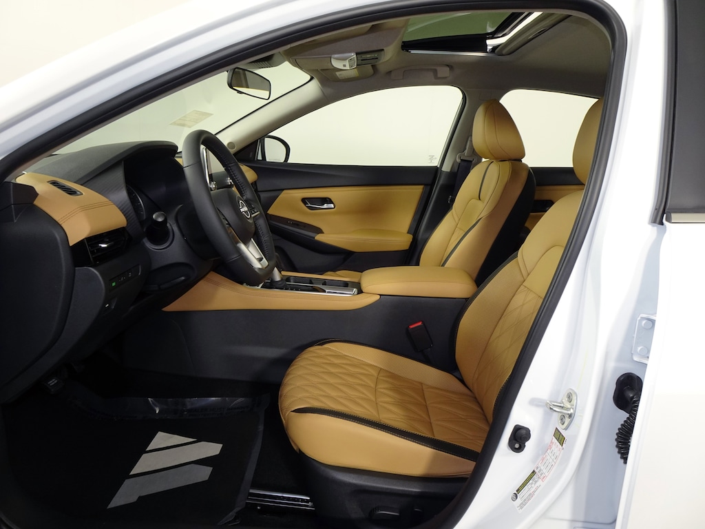 New 2025 Nissan Sentra SV Sedan