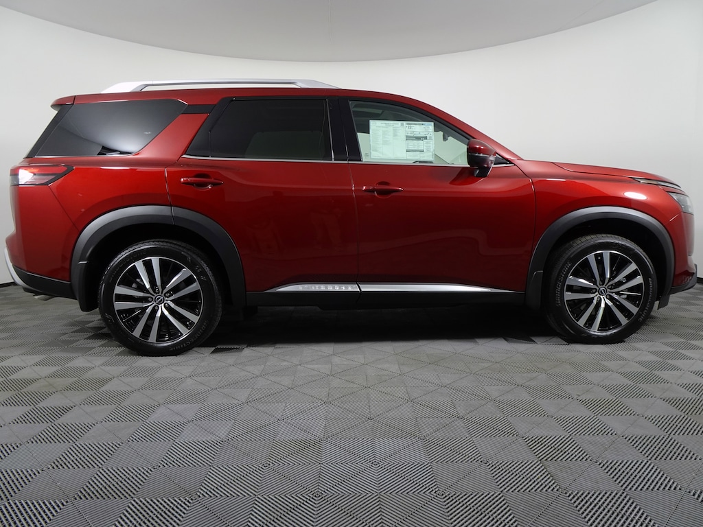 New 2025 Nissan Pathfinder Platinum SUV