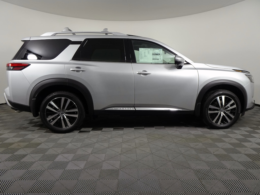 New 2025 Nissan Pathfinder Platinum SUV