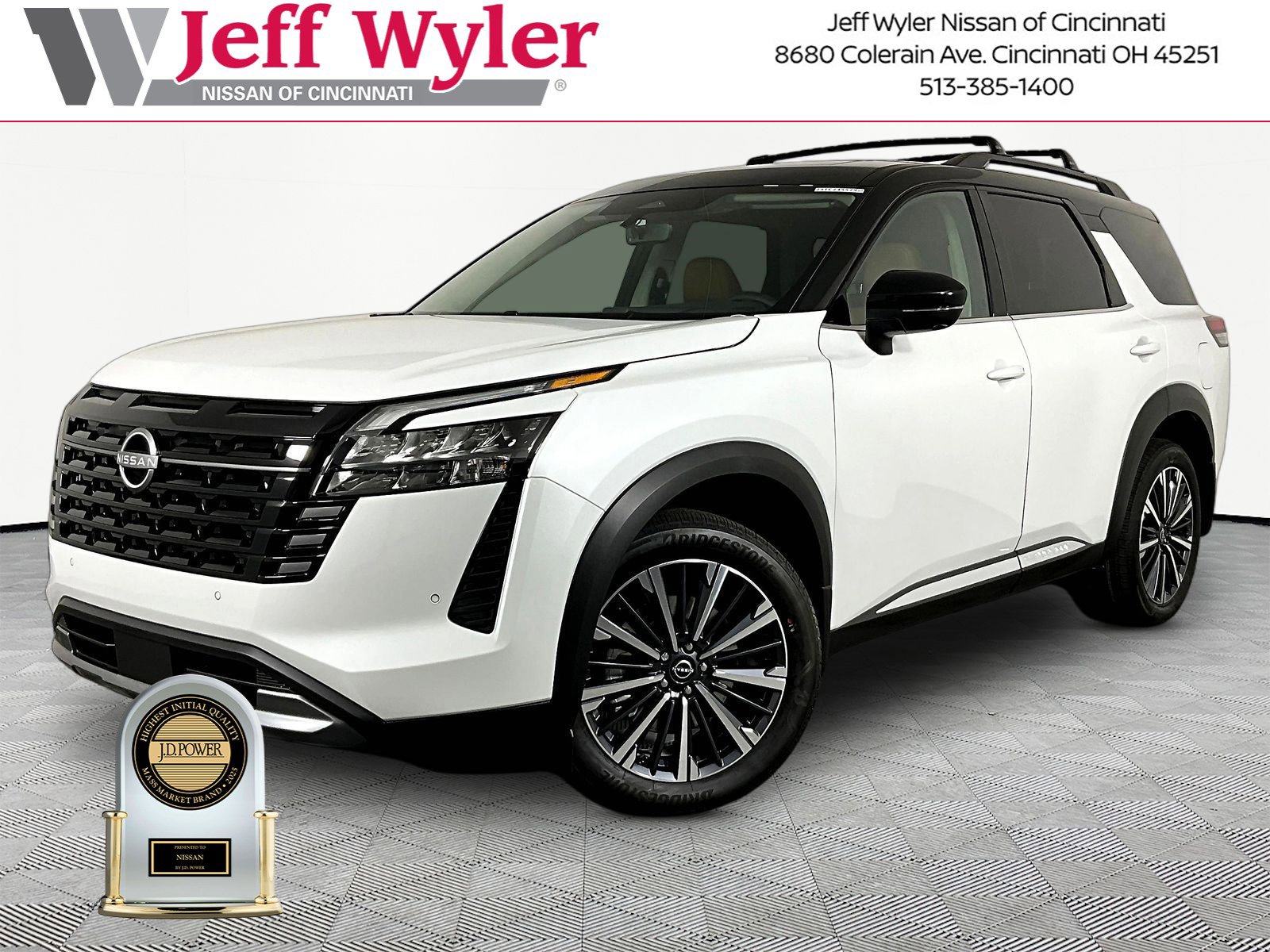 2026 Nissan Pathfinder Platinum 4WD's photo