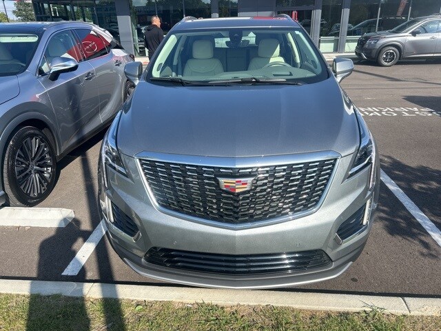 2024 Cadillac XT5 Premium Luxury photo 2
