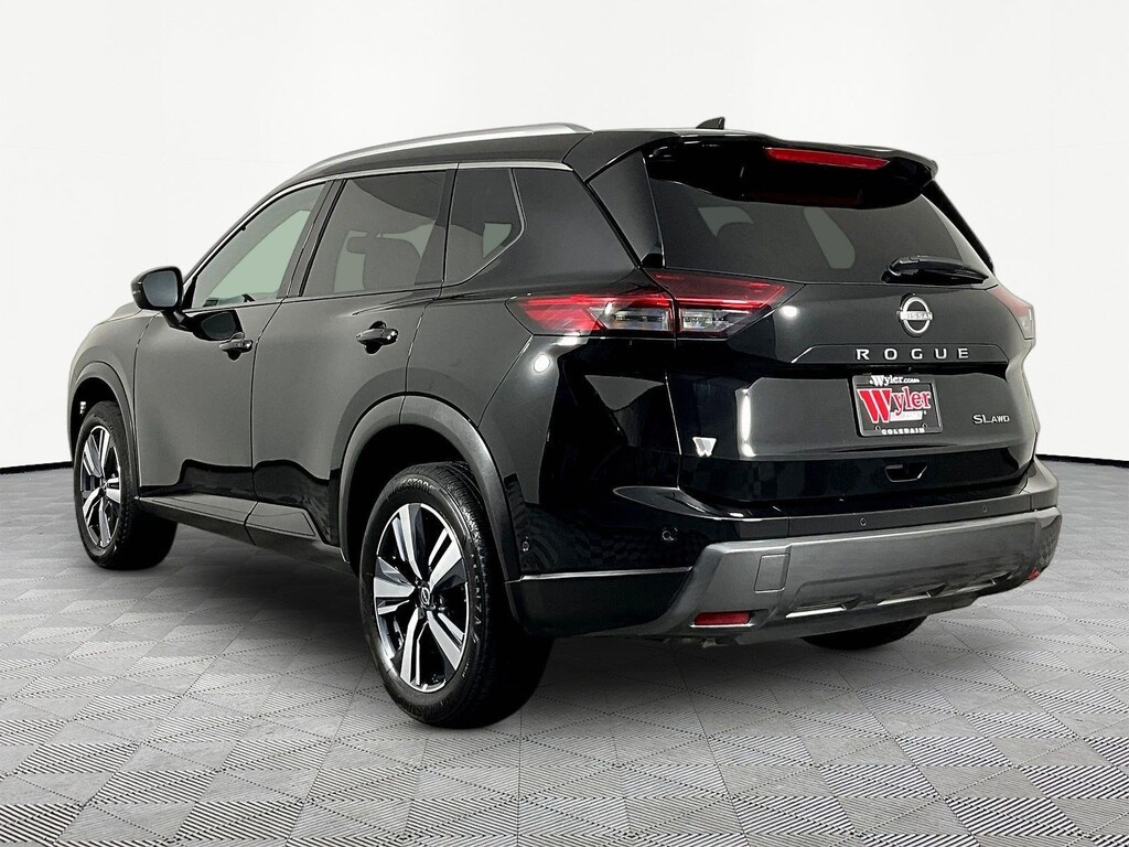 Used 2026 Nissan Rogue SL SUV