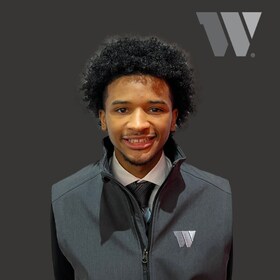 Staff member Jaylin Williams from ID_da01e98d94f5