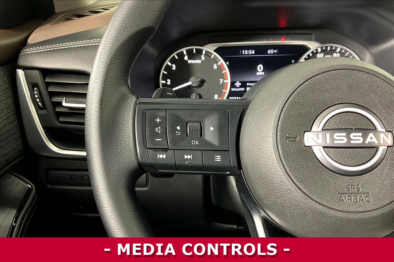 2022 Nissan Rogue S - Photo 11