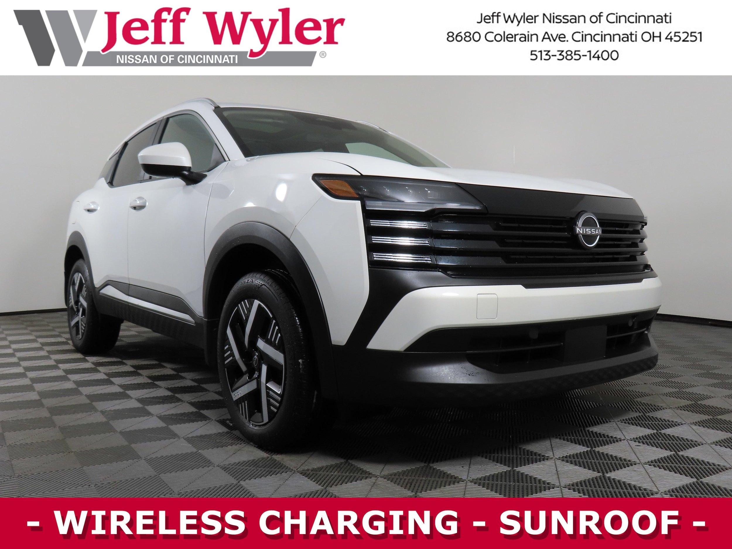 2025 Nissan Kicks SV's photo