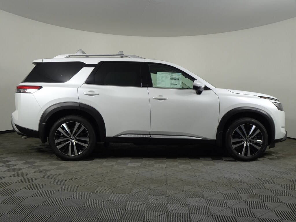 New 2025 Nissan Pathfinder Platinum SUV