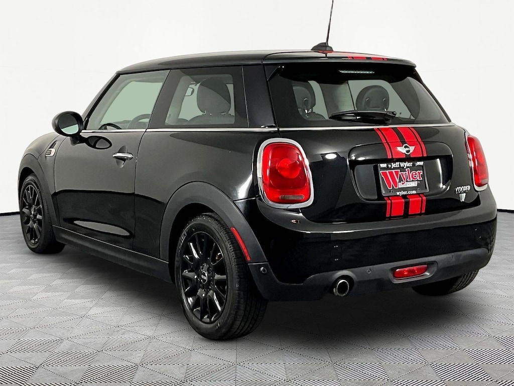 Used 2018 MINI Cooper Base Hatchback