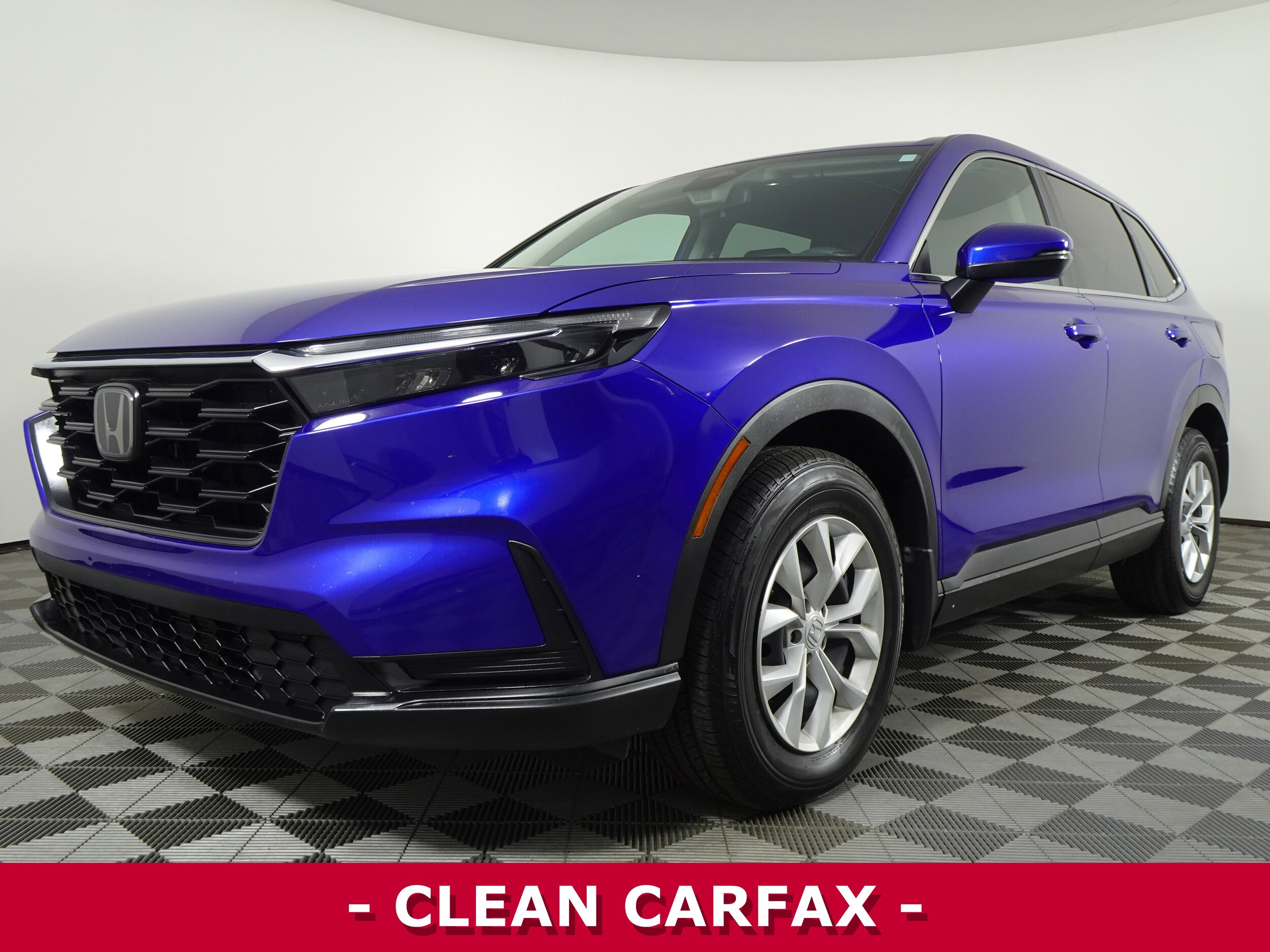 2025 Honda CR-V LX photo 3