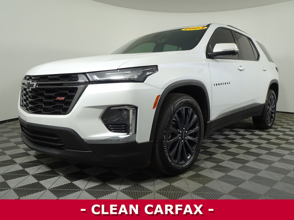 Used 2023 Chevrolet Traverse RS SUV