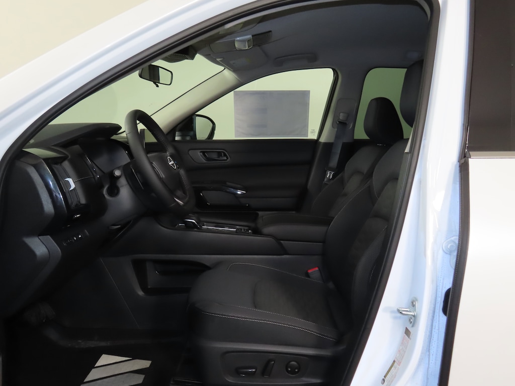 New 2026 Nissan Pathfinder SV SUV