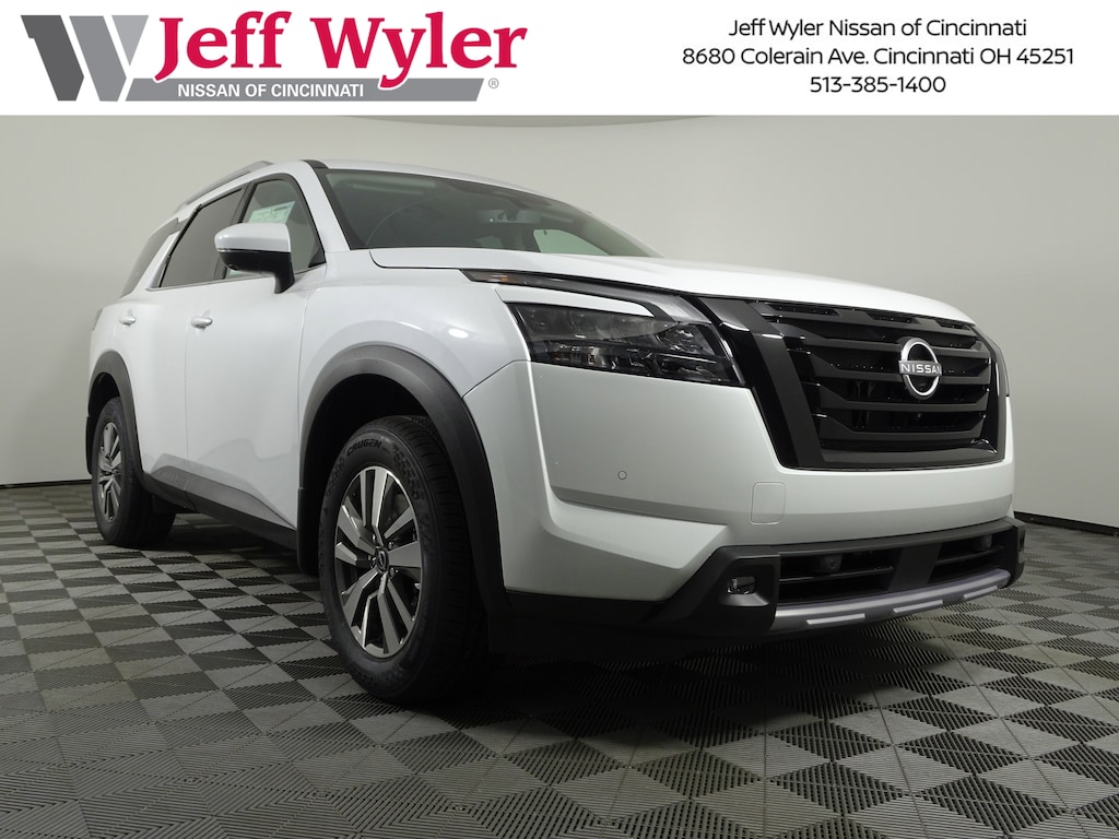 New 2025 Nissan Pathfinder SL SUV