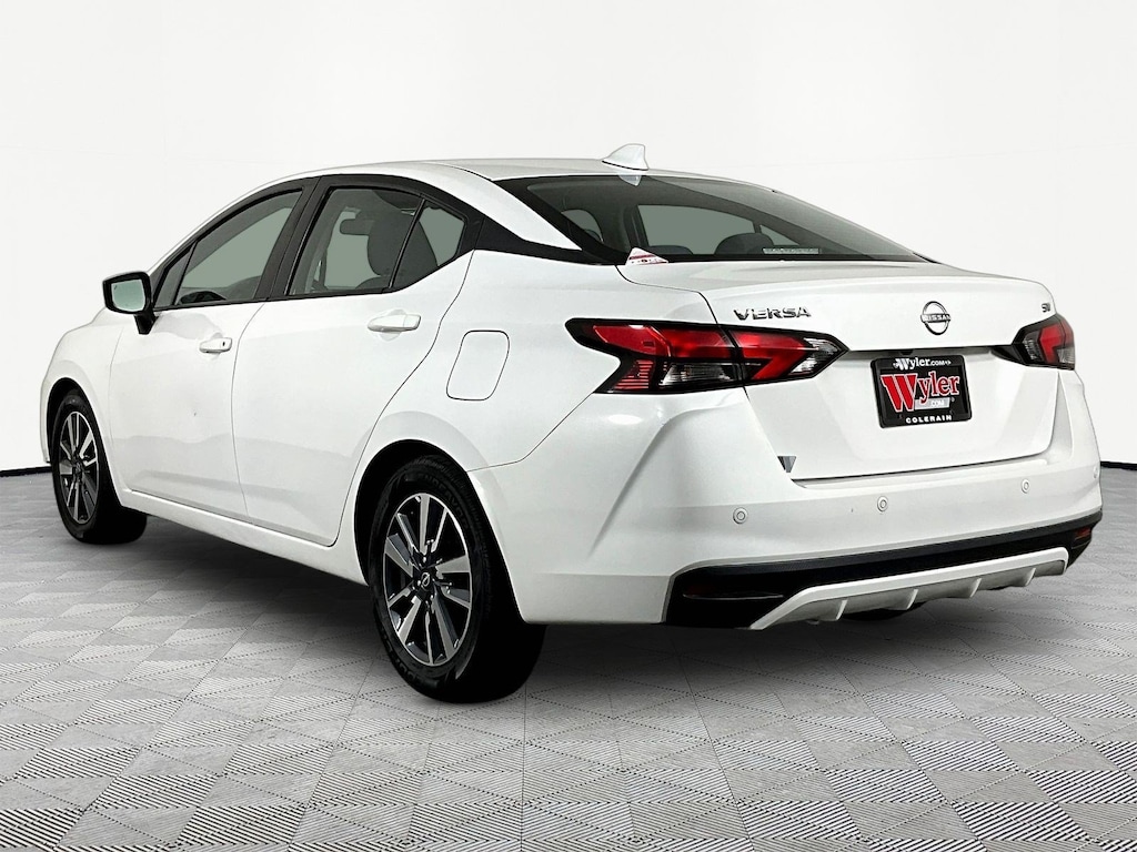Used 2023 Nissan Versa 1.6 SV Sedan