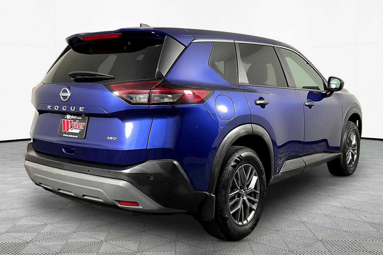 2022 Nissan Rogue S - Photo 6