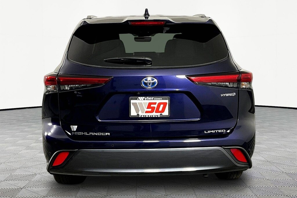 Used 2023 Toyota Highlander Hybrid Limited SUV
