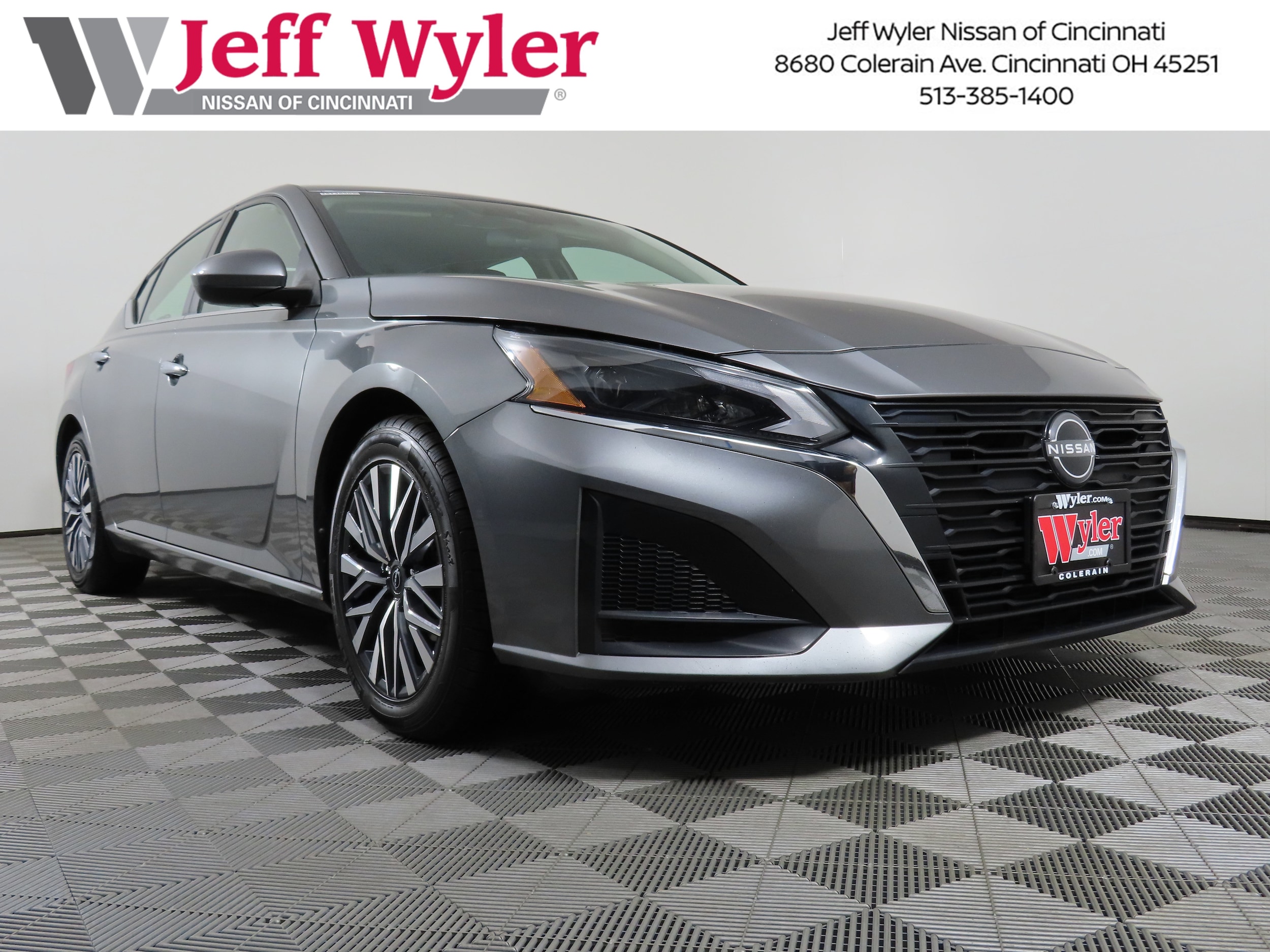 2023 Nissan Altima SV