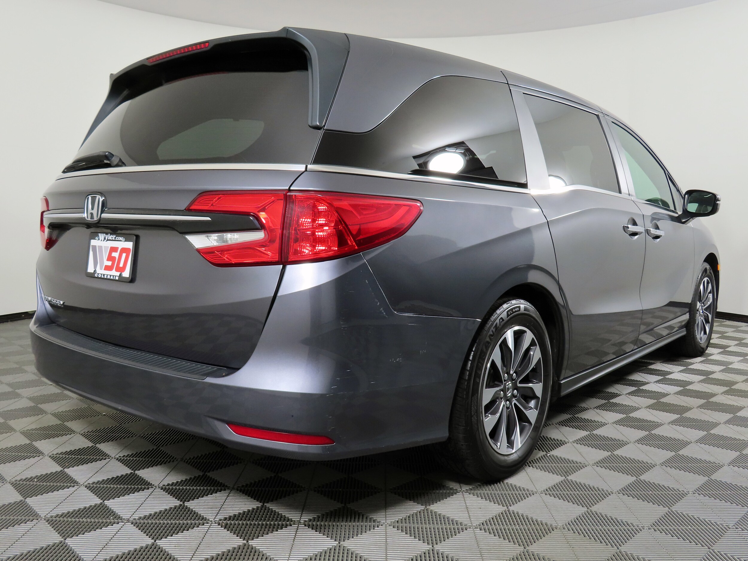 2024 Honda Odyssey EX-L photo 3