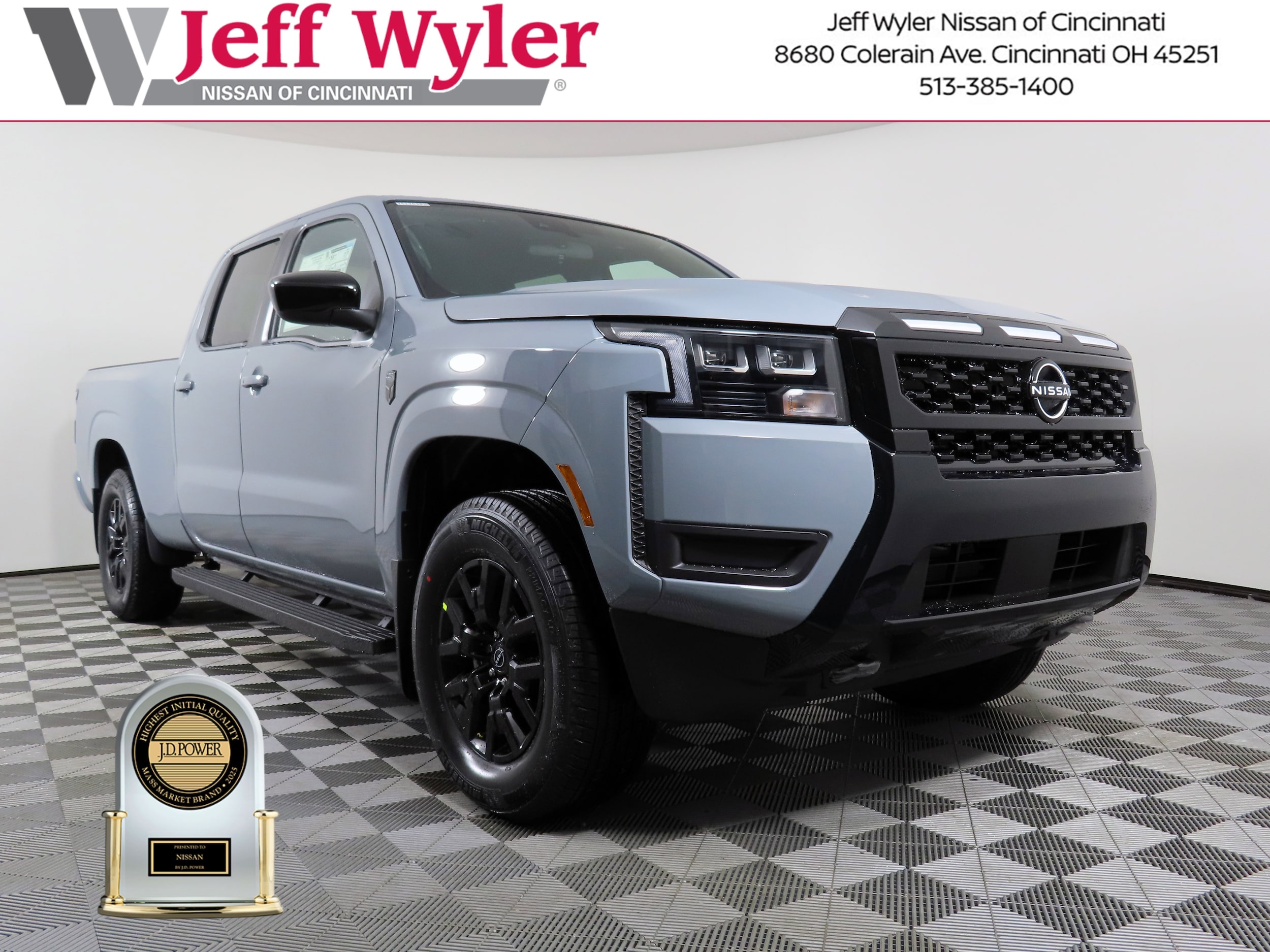 2026 Nissan Frontier SV's photo