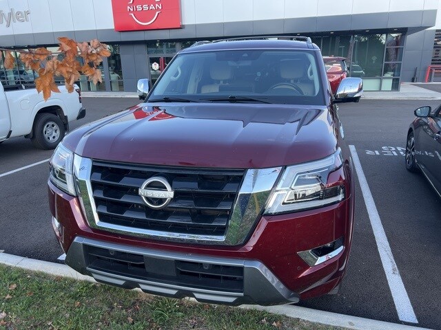 2023 Nissan Armada Platinum photo 2