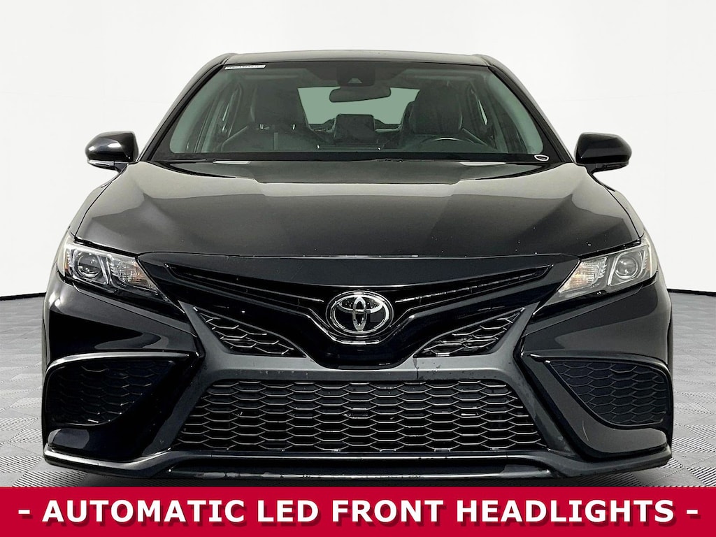 Used 2024 Toyota Camry SE Sedan