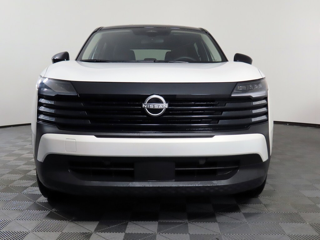 Used 2025 Nissan Kicks SV SUV