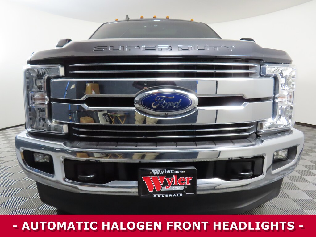 Used 2019 Ford F-250SD Lariat Truck